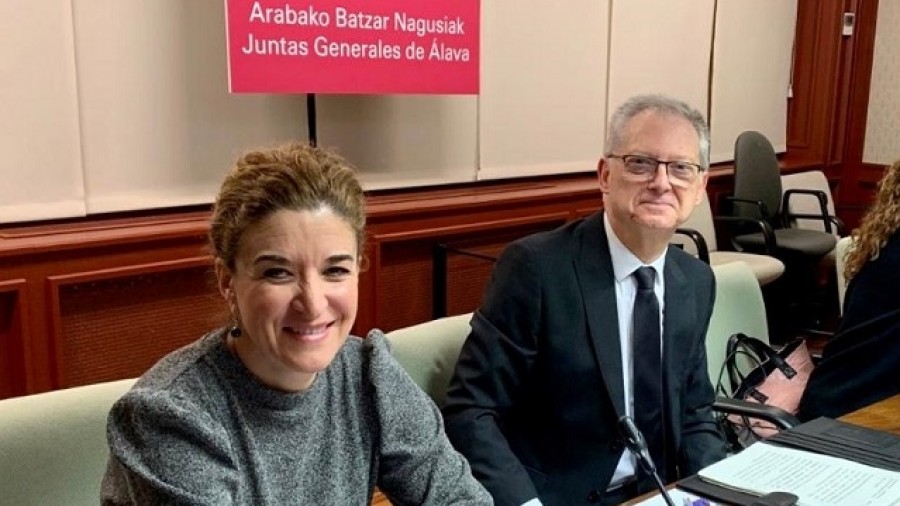 Gizarte Politiken Sailak berrantolatu egingo ditu mugikortasun arazoak dituzten pertsonek ordezko garraiobideak erabiltzeko laguntzak Gizarte Politiken Sailak berrantolatu egingo ditu mugikortasun arazoak dituzten pertsonek ordezko garraiobideak erabiltzeko laguntzak