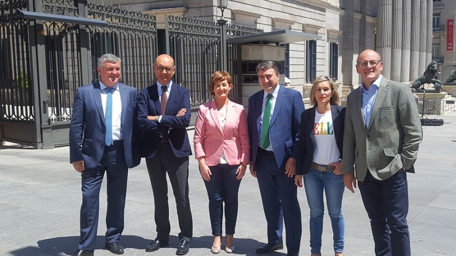 EAJ-PNVk, Ganberako hainbat alderdirekin batera, Errege Etxearen jardunari buruzko Ikerketa Batzordea eratzea eskatu du EAJ-PNVk, Ganberako hainbat alderdirekin batera, Errege Etxearen jardunari buruzko Ikerketa Batzordea eratzea eskatu du