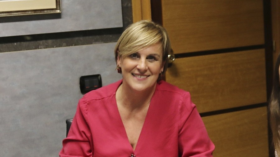 Itxaso Atutxak txalotu egin du pertsona eta kolektibo gehiagok Aberri Eguna ospatzea EAJ-PNVk urtero antolatzen duen deialdiarekin bateragarriak diren ekitaldiekin Itxaso Atutxak txalotu egin du pertsona eta kolektibo gehiagok Aberri Eguna ospatzea EAJ-PNVk urtero antolatzen duen deialdiarekin bateragarriak diren ekitaldiekin