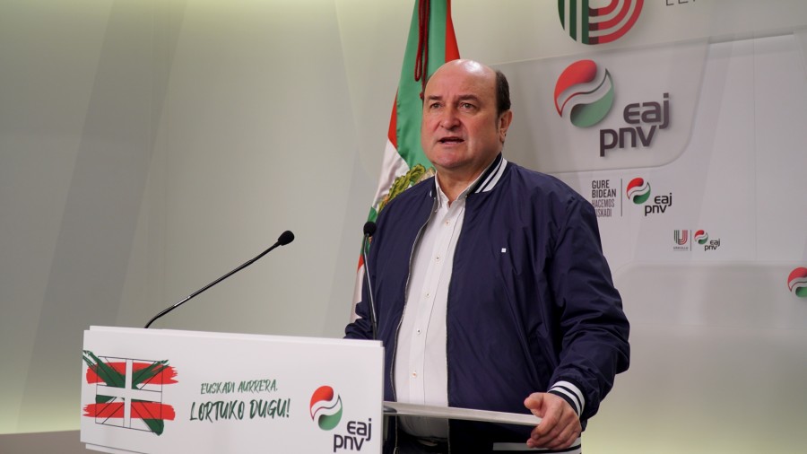 Ortuzar: “Herritarrak zaintzea eta babestea da gaur egun Aberria eraikitzeko modurik onena” Ortuzar: “Herritarrak zaintzea eta babestea da gaur egun Aberria eraikitzeko modurik onena”