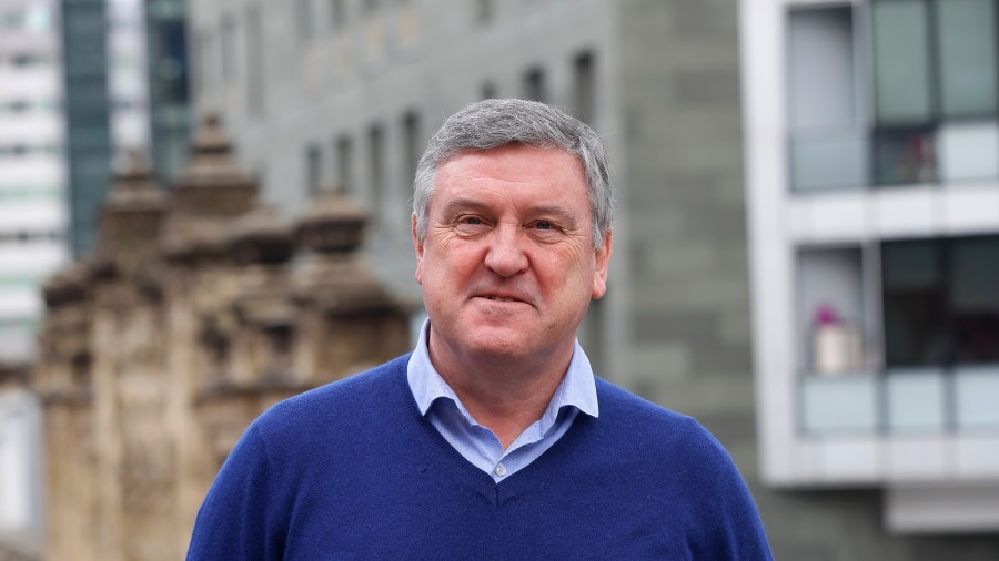 Escrivá ministroarekin errentak bermatzeko beharraren inguruan bat datorrela esan du Barandiaranek, baina zehaztasuna eskatu dio eta birzentralizazioan ez erortzeko exijitu dio Escrivá ministroarekin errentak bermatzeko beharraren inguruan bat datorrela esan du Barandiaranek, baina zehaztasuna eskatu dio eta birzentralizazioan ez erortzeko exijitu dio