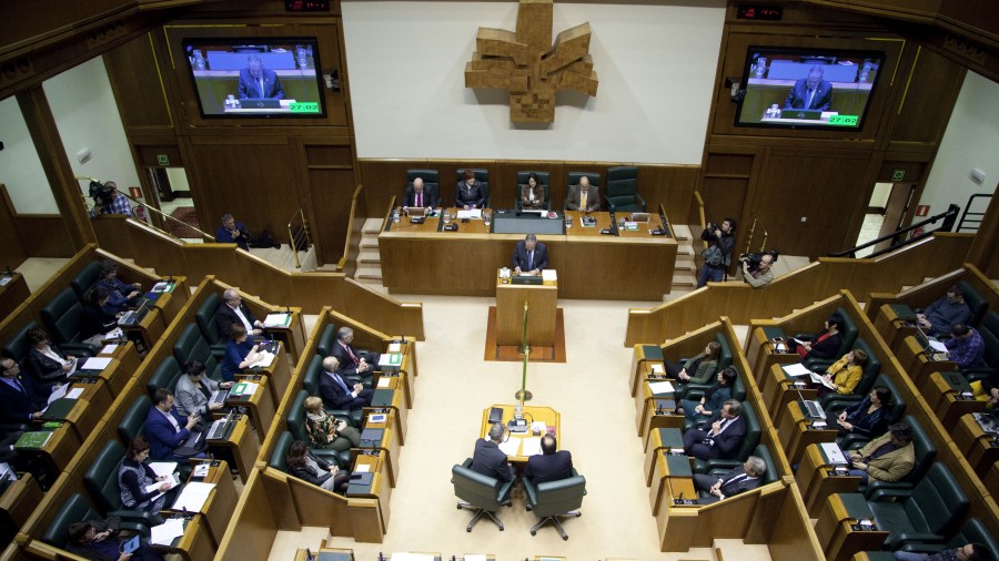Pandemiaren aurrean Legebiltzarreko akordioak txalotu ditu EAJ-PNVk, Pandemiaren aurrean Legebiltzarreko akordioak txalotu ditu EAJ-PNVk,