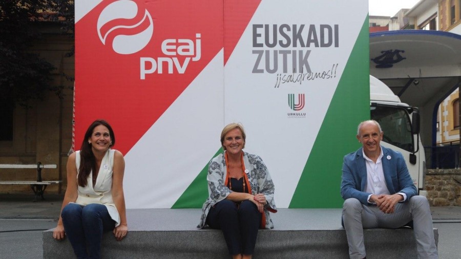 Atutxak eta Arrizabalagak igandean bozkatzera joateko deia egin diete euskal herritarrei, “Euskadirentzat etorkizun onena bermatzeko” Atutxak eta Arrizabalagak igandean bozkatzera joateko deia egin diete euskal herritarrei, “Euskadirentzat etorkizun onena bermatzeko”