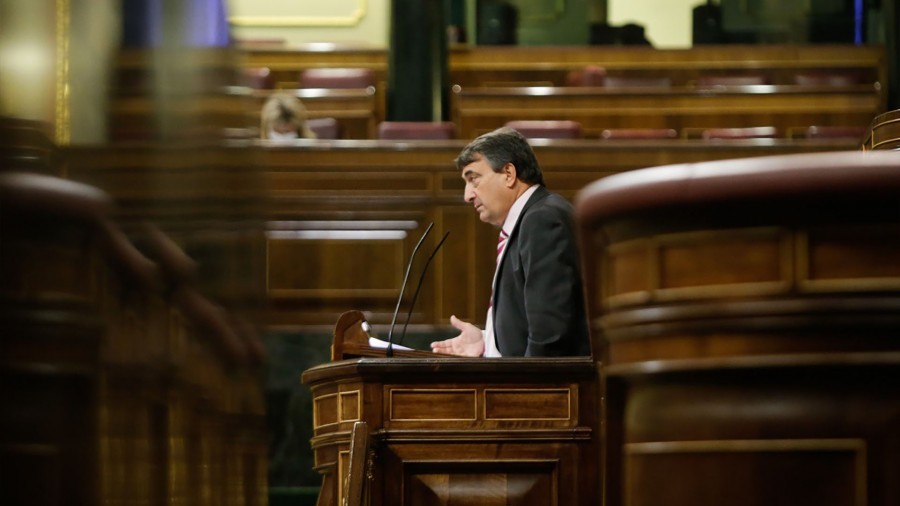 Aitor Esteban defiende el voto favorable al estado de alarma: “Necesitamos seguridad jurídica y un marco estable” Aitor Esteban defiende el voto favorable al estado de alarma: “Necesitamos seguridad jurídica y un marco estable”