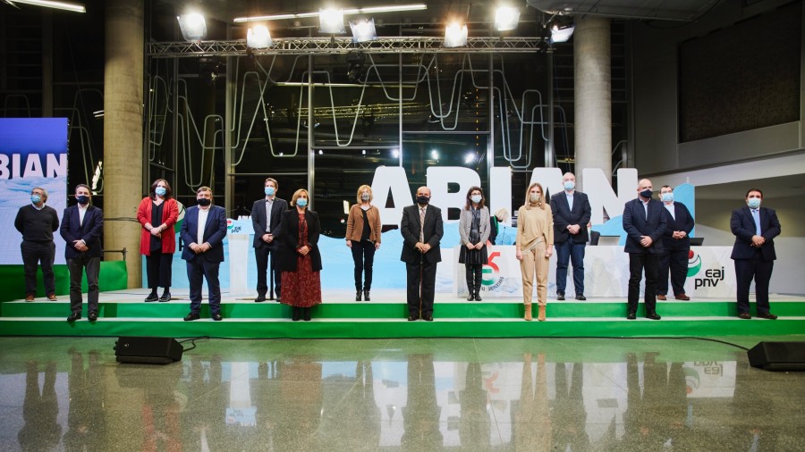 La Asamblea Nacional designa por unanimidad a Andoni Ortuzar presidente del EBB para los cuatro próximos años La Asamblea Nacional designa por unanimidad a Andoni Ortuzar presidente del EBB para los cuatro próximos años
