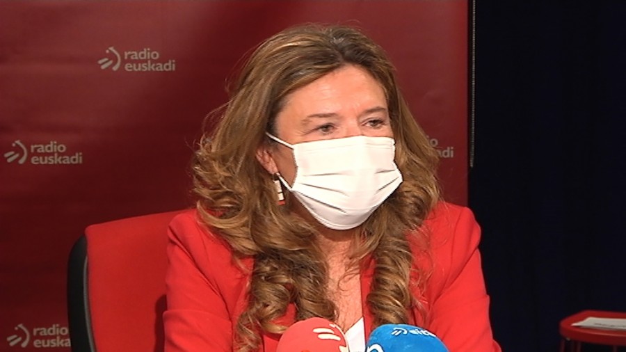 Sagarduik dio aste honetan hasiko dela Osakidetzan 90 urtetik gorakoen txertaketa Sagarduik dio aste honetan hasiko dela Osakidetzan 90 urtetik gorakoen txertaketa