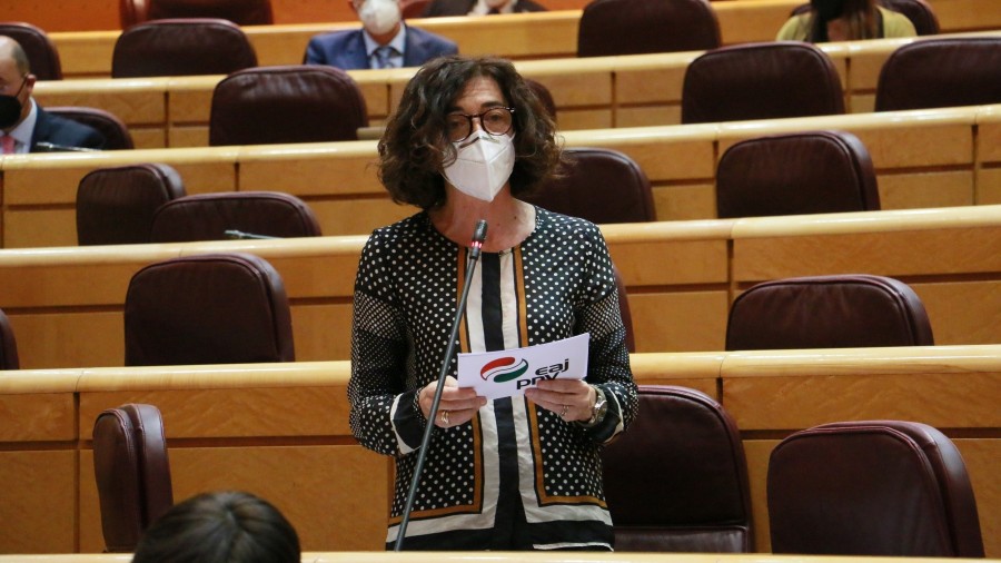 Rosa Peralek gizarte ekimeneko unibertsitateek unibertsitate sisteman duten balioa aldarrikatu du Rosa Peralek gizarte ekimeneko unibertsitateek unibertsitate sisteman duten balioa aldarrikatu du