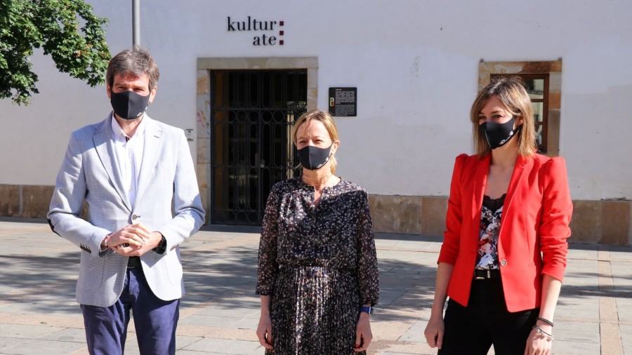 “Estatu mailan bakarra eta punta-puntakoa”  den IKT zerbitzua dute Gipuzkoako udalerriek