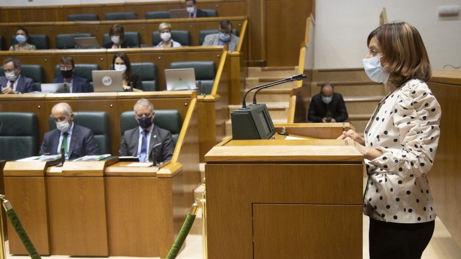 EAJ-PNVk bigarren aukeren euskal espetxe-eredua babestu du presoak gizarteratzeko