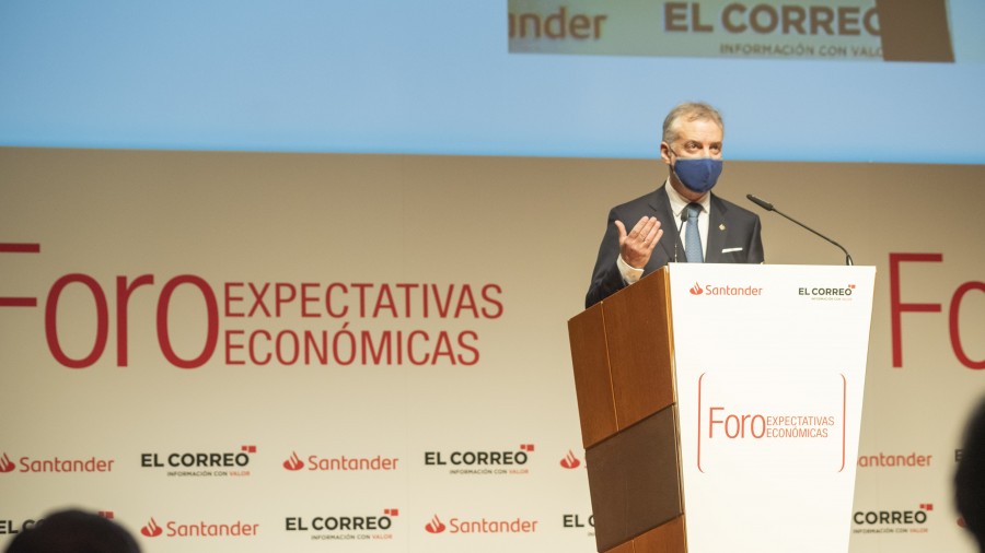 El Lehendakari Iñigo Urkulluy solicita “mejorar nuestras herramientas, nuestra coordinación y la cobertura normativa de las medidas” para superar esta sexta ola El Lehendakari Iñigo Urkulluy solicita “mejorar nuestras herramientas, nuestra coordinación y la cobertura normativa de las medidas” para superar esta sexta ola