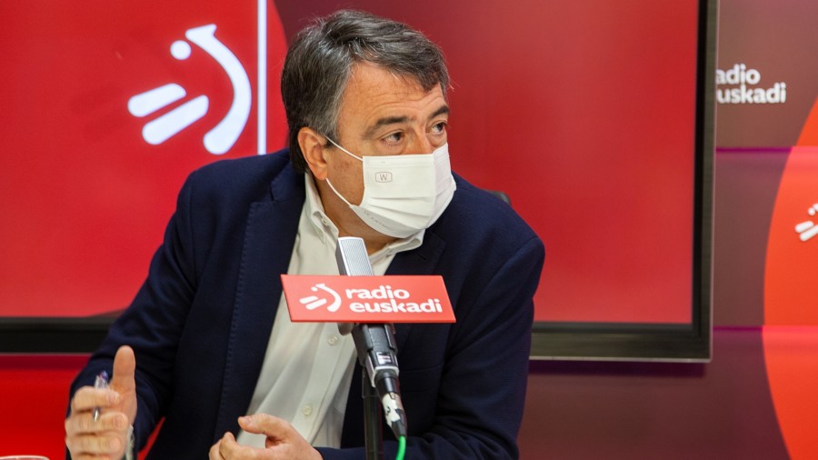 Aitor Esteban insiste en la importancia del gas como elemento de transición y pide desacoplarlo de la electricidad Aitor Esteban insiste en la importancia del gas como elemento de transición y pide desacoplarlo de la electricidad