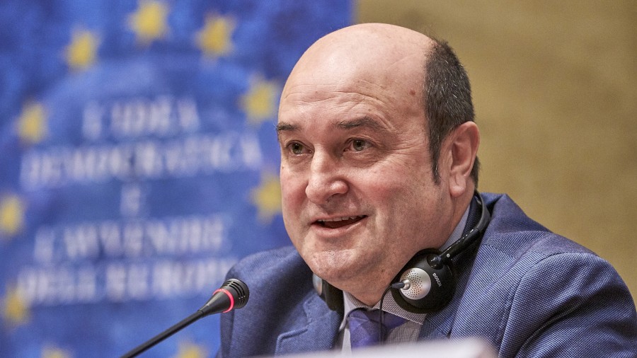 Mendebaldeko Balkanetako herrialdeak Europako Batasunean integratzeari bultzada ematea aldarrikatu du Ortuzarrek Montenegron Mendebaldeko Balkanetako herrialdeak Europako Batasunean integratzeari bultzada ematea aldarrikatu du Ortuzarrek Montenegron
