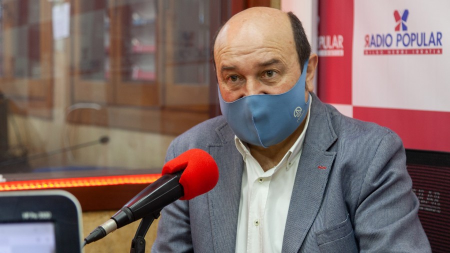 Ortuzar exige a Sánchez “que arranque” en la lucha contra la inflación y que no use la falta de alternativa como “cláusula de comodidad” Ortuzar exige a Sánchez “que arranque” en la lucha contra la inflación y que no use la falta de alternativa como “cláusula de comodidad”