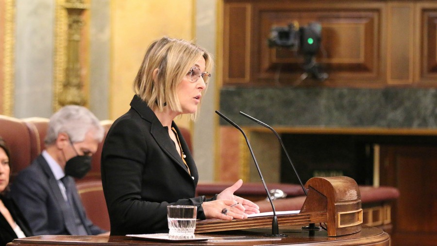 Euskal Taldeak Krisiari aurre egiteko Dekretuaren alde bozkatu du: “Herritargoari ezin diogu okerreko mezua helarazi” Euskal Taldeak Krisiari aurre egiteko Dekretuaren alde bozkatu du: “Herritargoari ezin diogu okerreko mezua helarazi”