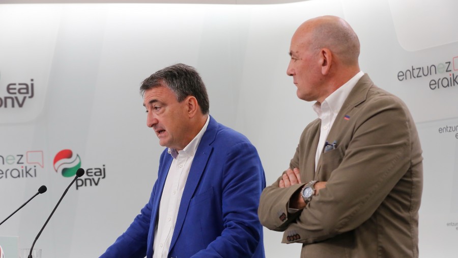 Ikus-entzunezkoen Legean akordio “garrantzitsua” lortu du EAJren Euskal Taldeak EAE eta Nafarroarentzat, euskararen presentzia handiagoa aurreikusten duena Ikus-entzunezkoen Legean akordio “garrantzitsua” lortu du EAJren Euskal Taldeak EAE eta Nafarroarentzat, euskararen presentzia handiagoa aurreikusten duena