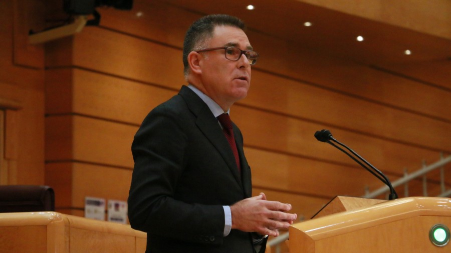 Imanol Landak salatu du ez direla legeak aldatzen Estatuko Buruak delitu-jokabideen aurrean inpunitaterik izan ez dezan Imanol Landak salatu du ez direla legeak aldatzen Estatuko Buruak delitu-jokabideen aurrean inpunitaterik izan ez dezan