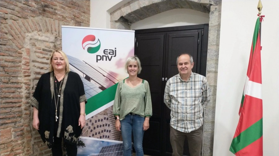 Energia berriztagarriak sortzeko proiektua abian jartzea eskatu dute Bergara, Antzuola eta Elgetako EAJ-PNVren udal ordezkariek
