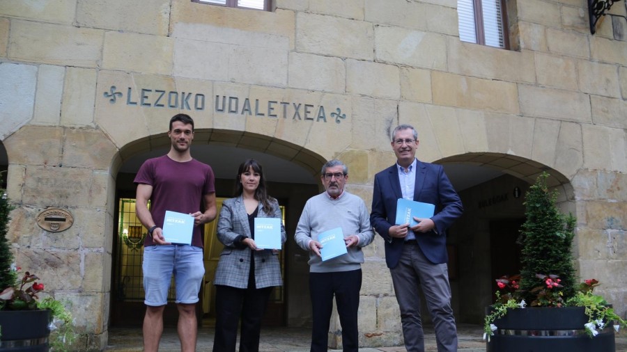 Lezoko Udalak eta Aldundiak herritarren beharrei erantzungo dien Gipuzkoarako proiektuak partekatu dituzte 