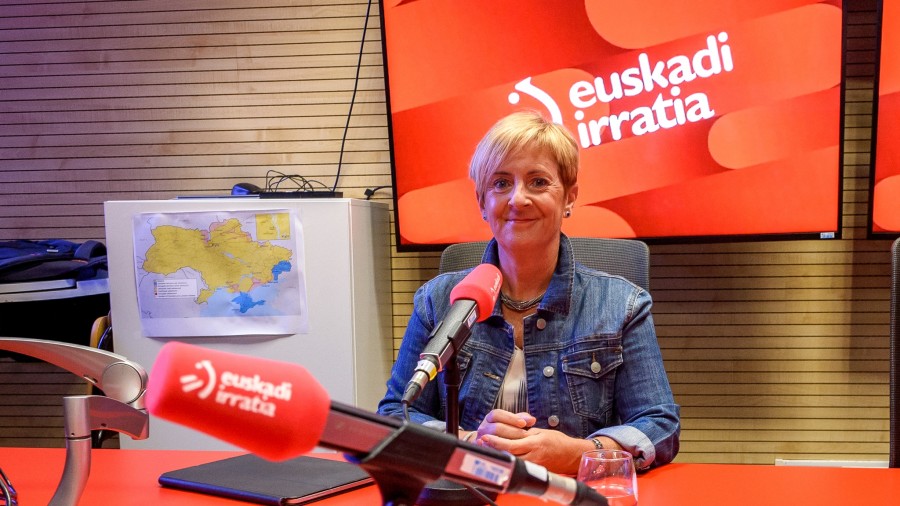 Arantxa Tapia: “Euskadik badu, dagoeneko, Energia Kontingentzia Plana bideratuta, Europarekin eta 2019ko Jasangarritasun Legearekin lerrokatuta” Arantxa Tapia: “Euskadik badu, dagoeneko, Energia Kontingentzia Plana bideratuta, Europarekin eta 2019ko Jasangarritasun Legearekin lerrokatuta”
