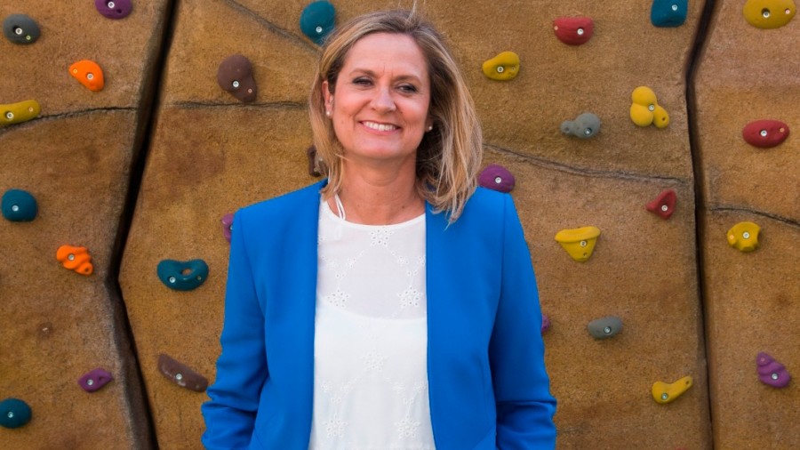 Amaia del Campo Berasategi afronta su revalidada candidatura a la Alcaldía de Barakaldo con “los valores que me inculcaron desde que soy alderdikide de EAJ-PNV: compromiso y responsabilidad” Amaia del Campo Berasategi afronta su revalidada candidatura a la Alcaldía de Barakaldo con “los valores que me inculcaron desde que soy alderdikide de EAJ-PNV: compromiso y responsabilidad”
