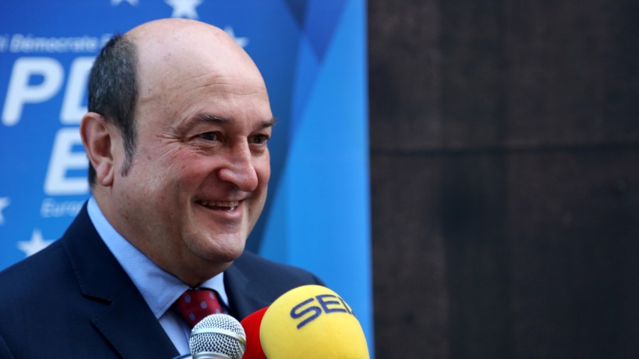Ortuzar sobre la reforma del delito de sedición: “La música suena bien, pero somos partidarios de regular más los derechos que los delitos” Ortuzar sobre la reforma del delito de sedición: “La música suena bien, pero somos partidarios de regular más los derechos que los delitos”