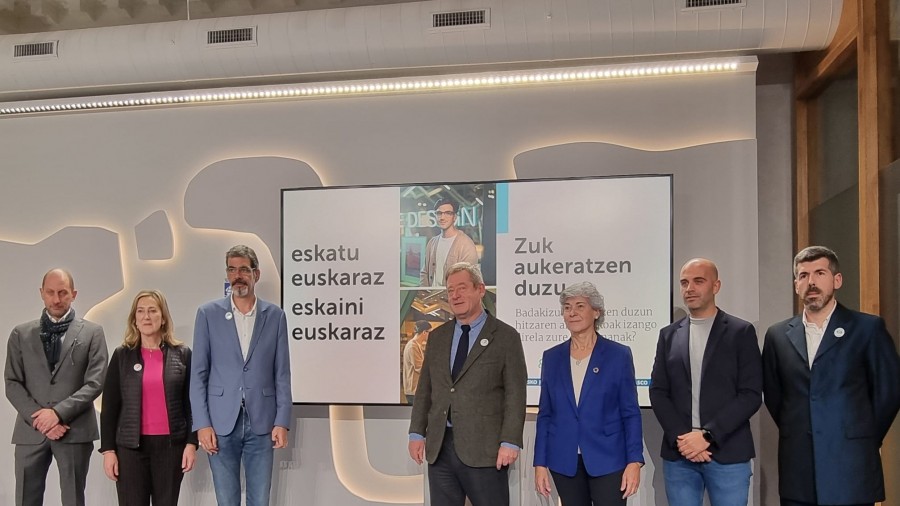 La campaña “Eskatu, eskaini euskaraz” para fomentar el uso del euskera en el comercio local y la hostelería duplica los ayuntamientos participantes La campaña “Eskatu, eskaini euskaraz” para fomentar el uso del euskera en el comercio local y la hostelería duplica los ayuntamientos participantes