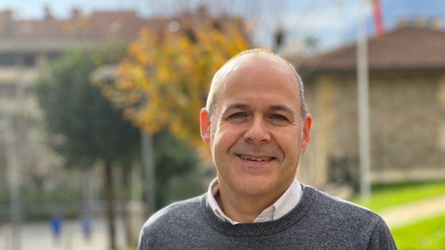 Iñaki Totorikaguena Sarrionandiak Iurreta hobetzen jarraitzeko “lana, dedikazio osoa, hurbiltasuna eta proiektu ilusionagarriak” eskaintzen jarraituko du
