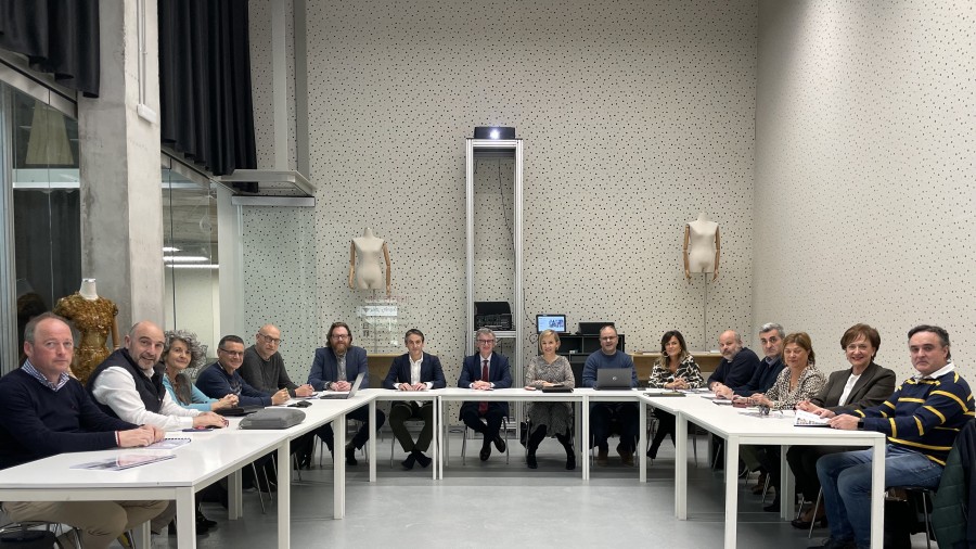 Las instituciones vascas han puesto en marcha 50 actuaciones en Enkarterri con una inversión de 28,7 millones de euros Las instituciones vascas han puesto en marcha 50 actuaciones en Enkarterri con una inversión de 28,7 millones de euros