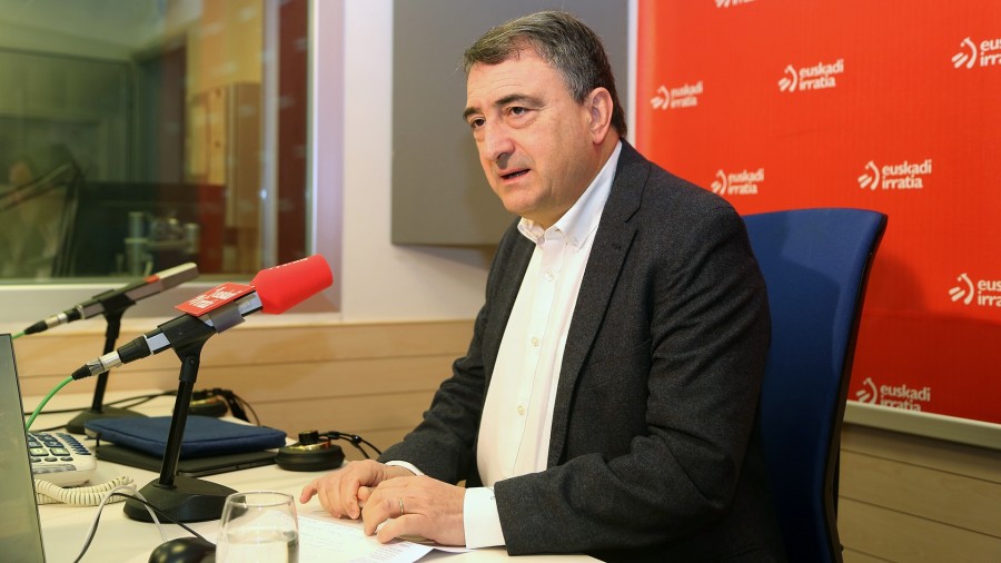 Aitor Esteban: “El Gobierno español debería reconocer los sucesos del 3 de marzo de Vitoria y garantizar una reparación moral, política y económica a las víctimas” Aitor Esteban: “El Gobierno español debería reconocer los sucesos del 3 de marzo de Vitoria y garantizar una reparación moral, política y económica a las víctimas”