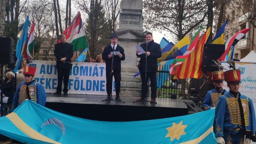 EAJ-PNV muestra su apoyo a la autonomía de Szeklerland con motivo de su Día de la Libertad EAJ-PNV muestra su apoyo a la autonomía de Szeklerland con motivo de su Día de la Libertad