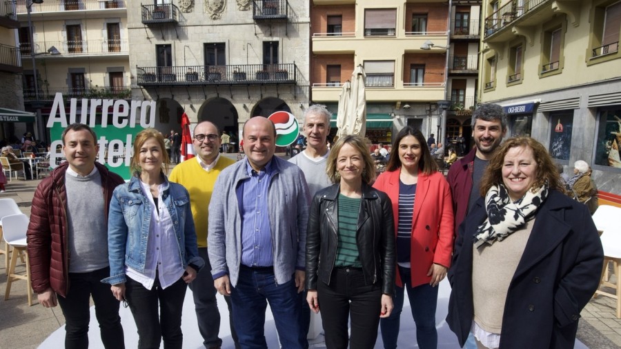 “Gaur eta bihar, kalitatezko zaintza bermatuko diogu pertsona orori eta Gipuzkoak gizarte politiken abangoardian jarraituko du” “Gaur eta bihar, kalitatezko zaintza bermatuko diogu pertsona orori eta Gipuzkoak gizarte politiken abangoardian jarraituko du”