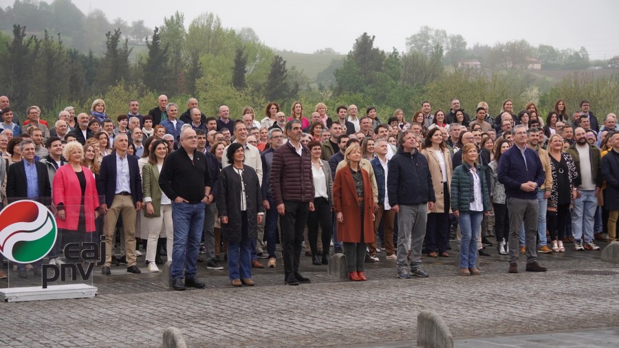 EAJ-PNVrekin debatea ekidin eta Gipuzkoako “pankartero” guztiak patrozinatzen aritzea egotzi dio Egibarrek ezker abertzaleari 