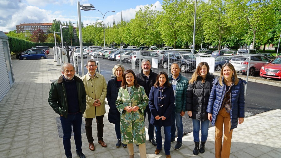 Beatriz Artolazabal duplicará los puntos de carga para el repostaje de los vehículos eléctricos en vía pública Beatriz Artolazabal duplicará los puntos de carga para el repostaje de los vehículos eléctricos en vía pública