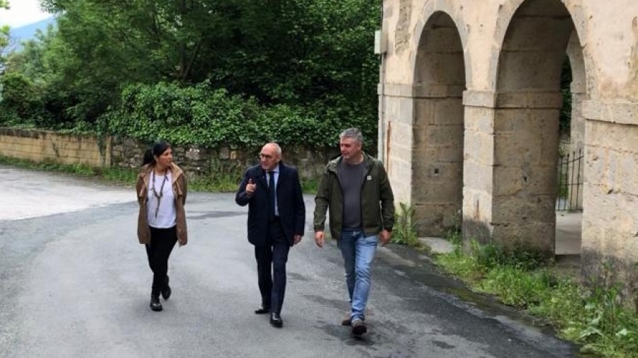 Ramiro Gonzálezek, urtea amaitu baino lehen Kexaako Monumentu Multzoko Kapera eta Dorrea irekitzeko konpromisoa hartu du Ramiro Gonzálezek, urtea amaitu baino lehen Kexaako Monumentu Multzoko Kapera eta Dorrea irekitzeko konpromisoa hartu du