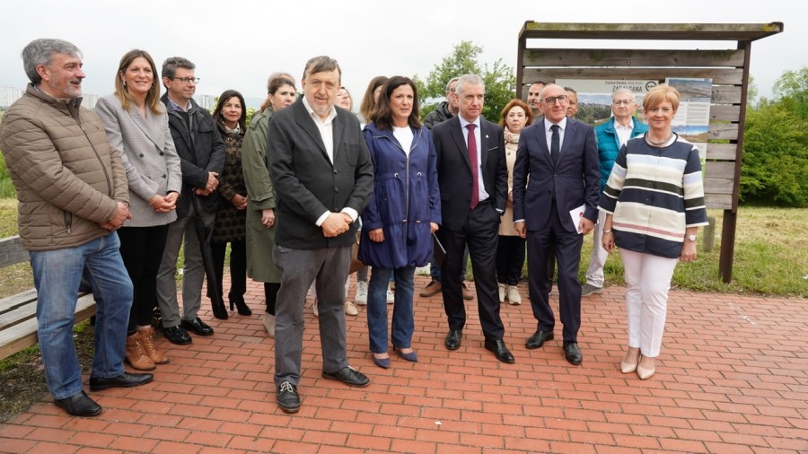 Ramiro Gonzalezek eta Beatriz Artolazabalek Arabako eta Gasteizko eraldaketa industrialaren lider izateko konpromisoa hartu dute Ramiro Gonzalezek eta Beatriz Artolazabalek Arabako eta Gasteizko eraldaketa industrialaren lider izateko konpromisoa hartu dute