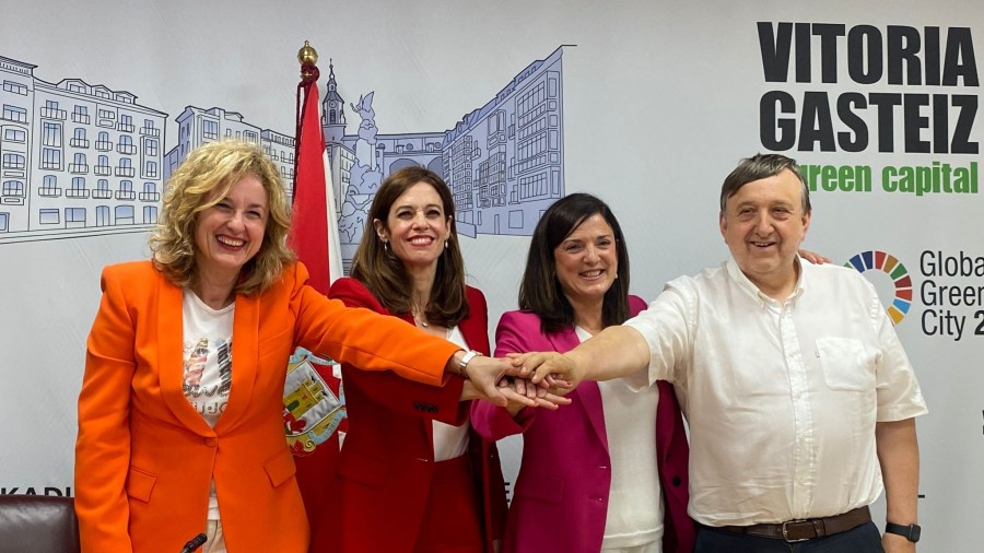 EAJ-PNVk eta PSE-EEk gobernu akordio bat adostu dute Vitoria-Gasteizen etorkizuna anbizioz lideratzeko EAJ-PNVk eta PSE-EEk gobernu akordio bat adostu dute Vitoria-Gasteizen etorkizuna anbizioz lideratzeko