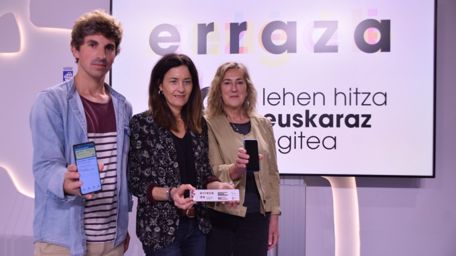 Eusko Jaurlaritzak eta Donostiako udalak merkatari eta ostalariek euskaraz oinarrizko hiztegia ikasteko app bat jarri dute martxan Eusko Jaurlaritzak eta Donostiako udalak merkatari eta ostalariek euskaraz oinarrizko hiztegia ikasteko app bat jarri dute martxan