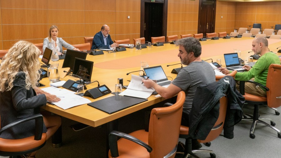 La Ley de los Servicios vascos de Prevención, Extinción de Incendios y Salvamento incluirá reivindicaciones del sector La Ley de los Servicios vascos de Prevención, Extinción de Incendios y Salvamento incluirá reivindicaciones del sector