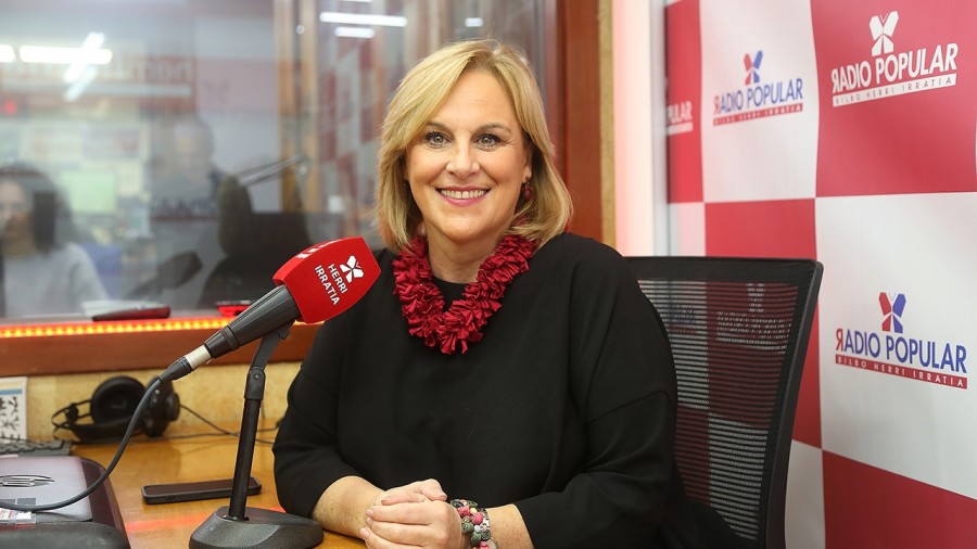Itxaso Atutxak ziurtatu du EAJ-PNVk lan egiten jarraituko duela zaintza jardunaren erdigunean jarriko duten zerbitzu publikoak izateko, “greba egitea” hori lortzeko bidea ez dela nabarmenduz Itxaso Atutxak ziurtatu du EAJ-PNVk lan egiten jarraituko duela zaintza jardunaren erdigunean jarriko duten zerbitzu publikoak izateko, “greba egitea” hori lortzeko bidea ez dela nabarmenduz