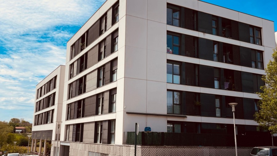 Hondarribia no podrá ser designada zona residencial tensionada. Avanzar en la tramitación del PGOU es la principal vía para dar solución a la realidad de la vivienda en Hondarribia Hondarribia no podrá ser designada zona residencial tensionada. Avanzar en la tramitación del PGOU es la principal vía para dar solución a la realidad de la vivienda en Hondarribia