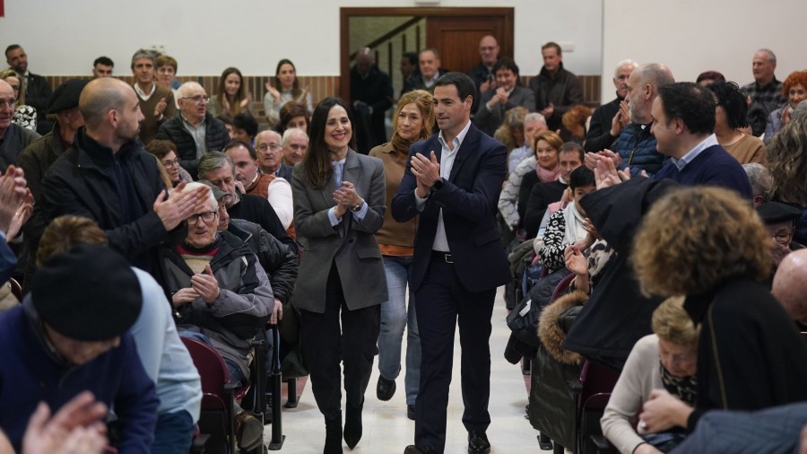 Pradalesek “etorkizun fidagarri” baten alde egin du Zarautzen, “aberastasuna sortzea” eta “ongizate integrala” lehentasuntzat hartuta Pradalesek “etorkizun fidagarri” baten alde egin du Zarautzen, “aberastasuna sortzea” eta “ongizate integrala” lehentasuntzat hartuta