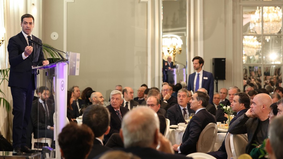 Pradales defiende en Madrid el papel de EAJ-PNV como garante de la “estabilidad en Euskadi y en el Estado” Pradales defiende en Madrid el papel de EAJ-PNV como garante de la “estabilidad en Euskadi y en el Estado”