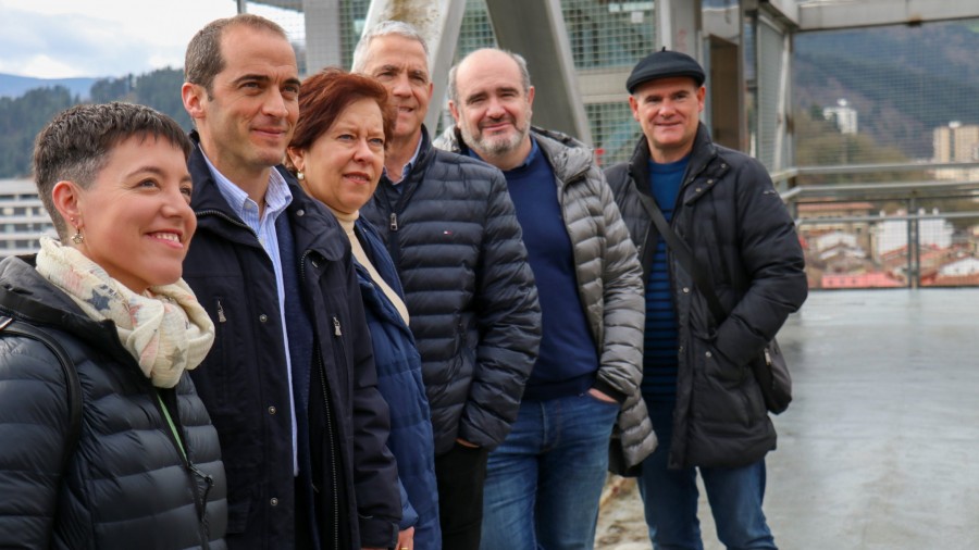 “Gure ekonomia eta enplegua sendotuko dituen estrategia” defendatu dute EAJ-PNVko hautagaiek trantsizio energetikoa bultzatzeko “Gure ekonomia eta enplegua sendotuko dituen estrategia” defendatu dute EAJ-PNVko hautagaiek trantsizio energetikoa bultzatzeko