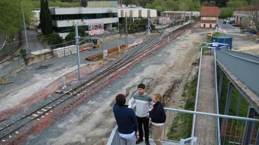 EAJ-PNVren ustez “lehentasunezkoa da tren zerbitzuari bultzada ematea” eta “pozez” hartzen du Eusko Jaurlaritzak Aginagako tunelaren lanak martxan jarri izana EAJ-PNVren ustez “lehentasunezkoa da tren zerbitzuari bultzada ematea” eta “pozez” hartzen du Eusko Jaurlaritzak Aginagako tunelaren lanak martxan jarri izana