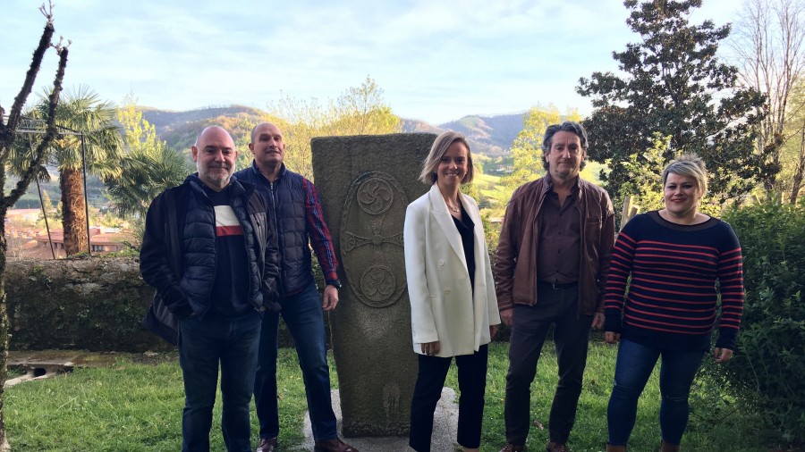 Oiartzungo EAJ-PNV pozik dago Udal Gobernua 20 urte geroago konturatu delako egungo aparkaleku sistema bideraezina dela Oiartzungo EAJ-PNV pozik dago Udal Gobernua 20 urte geroago konturatu delako egungo aparkaleku sistema bideraezina dela