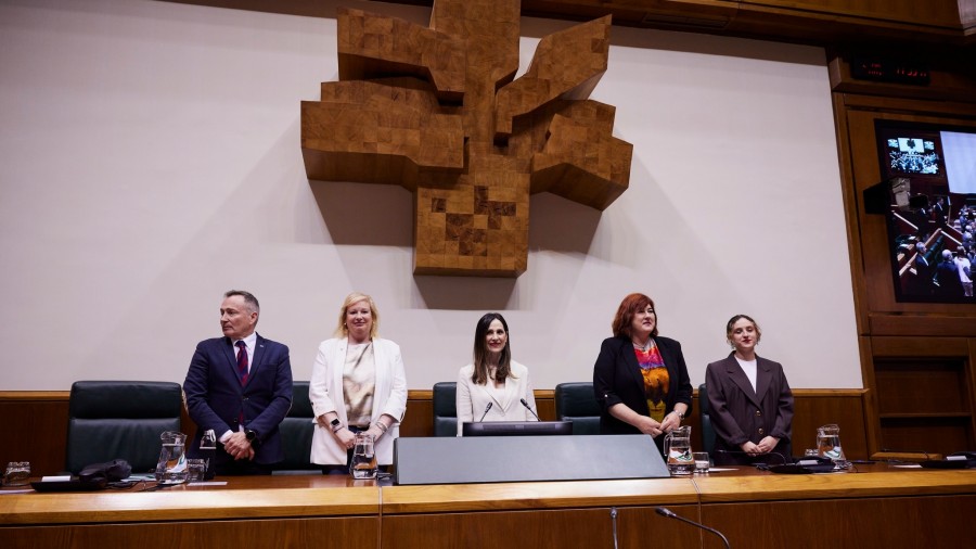 Bakartxo Tejería, reelegida presidenta del Parlamento Vasco por mayoría absoluta Bakartxo Tejería, reelegida presidenta del Parlamento Vasco por mayoría absoluta