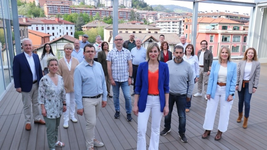 EAJ-PNV Arrasate felicita a Maria Ubarretxena por su nueva responsabilidad en el Gobierno Vasco como portavoz y consejera de Gobernanza, Administración Digital y Autogobierno EAJ-PNV Arrasate felicita a Maria Ubarretxena por su nueva responsabilidad en el Gobierno Vasco como portavoz y consejera de Gobernanza, Administración Digital y Autogobierno