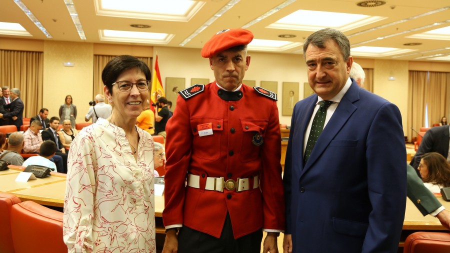 EAJ-PNV participa en el acto en recuerdo y homenaje a las víctimas del terrorismo EAJ-PNV participa en el acto en recuerdo y homenaje a las víctimas del terrorismo