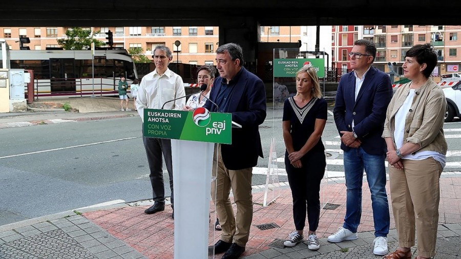 Euskal Taldeak ospatu du Zorrotzako trenbide pasabideak lurperatzeko egitasmoak urrats erabakigarria eman izana, EAJ-PNVrekin hitzemandakoa betez Euskal Taldeak ospatu du Zorrotzako trenbide pasabideak lurperatzeko egitasmoak urrats erabakigarria eman izana, EAJ-PNVrekin hitzemandakoa betez