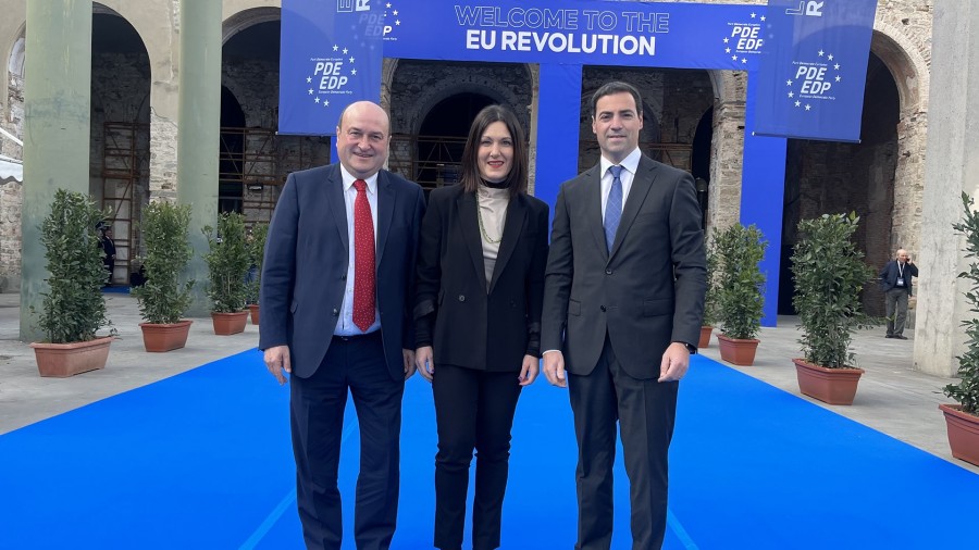 Andoni Ortuzar Bruselan izango da ostiralean, Europako Alderdi Demokrataren 20. urteurrenean Andoni Ortuzar Bruselan izango da ostiralean, Europako Alderdi Demokrataren 20. urteurrenean